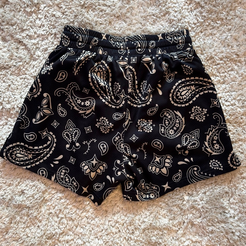 Kill Crew Thigh High Paisley Shorts XS - Picture 3 of 4